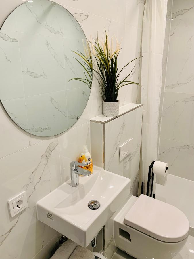 הומבורג Gaestehaus Zur Uni Klinik Exklusives Apartment Mit Kueche Und Badezimmer מראה חיצוני תמונה